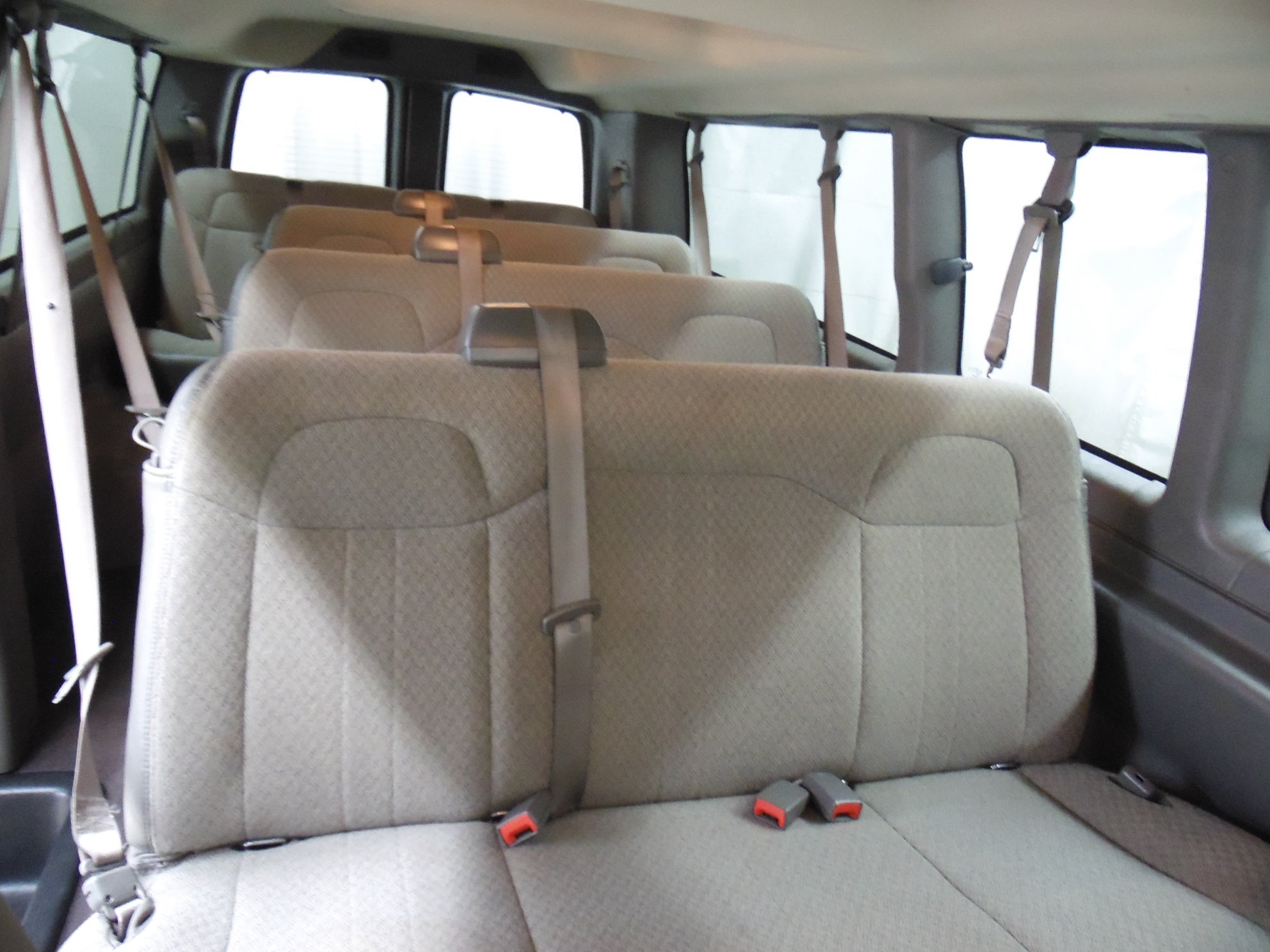 2020 Chevrolet Express Passenger 3500 LT