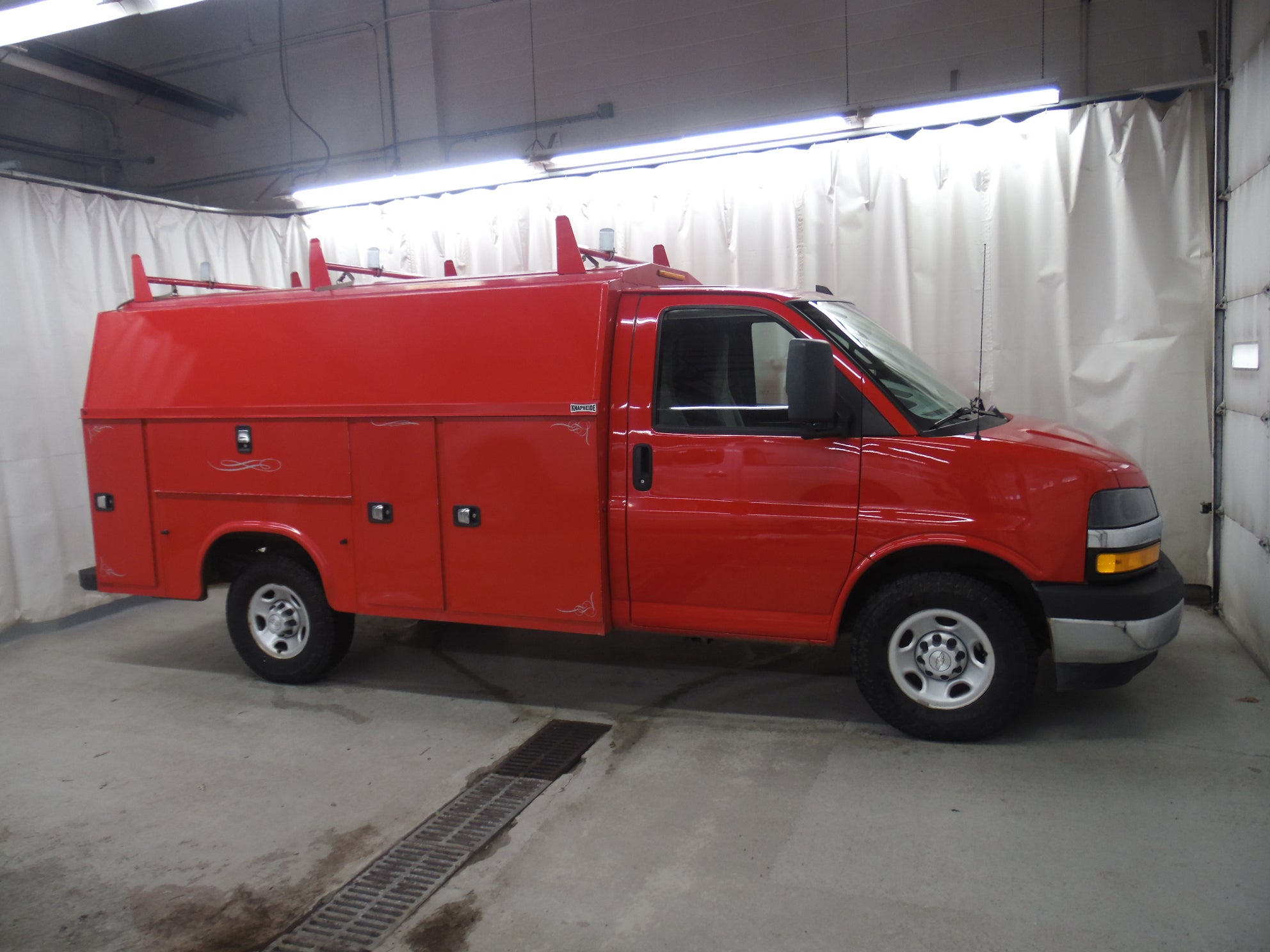 2018 Chevrolet Express Cutaway 3500 NA