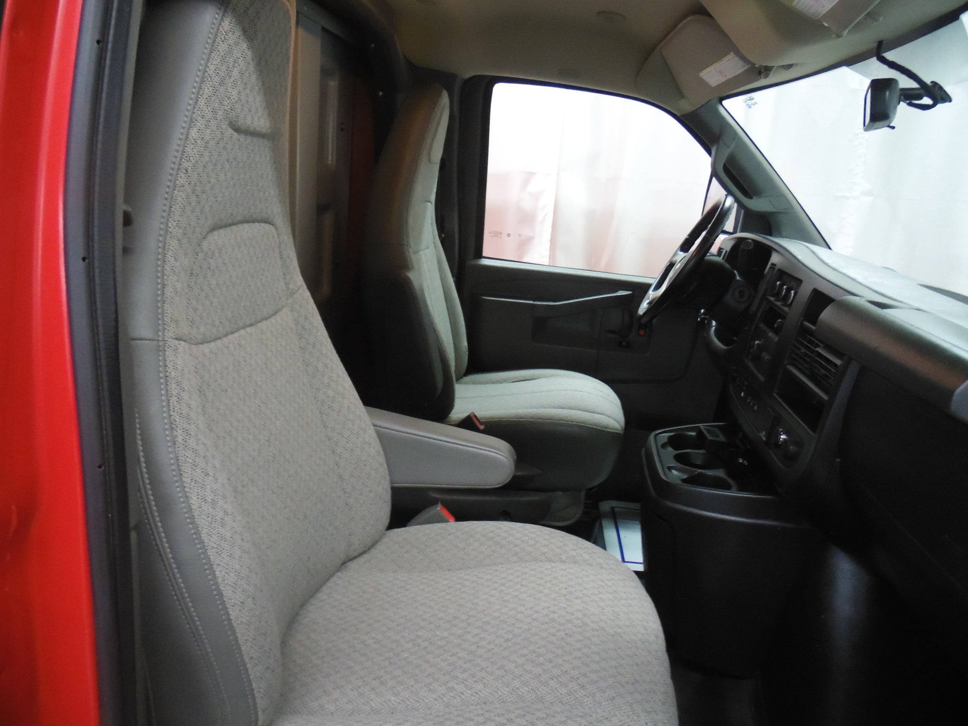 2018 Chevrolet Express Cutaway 3500 NA