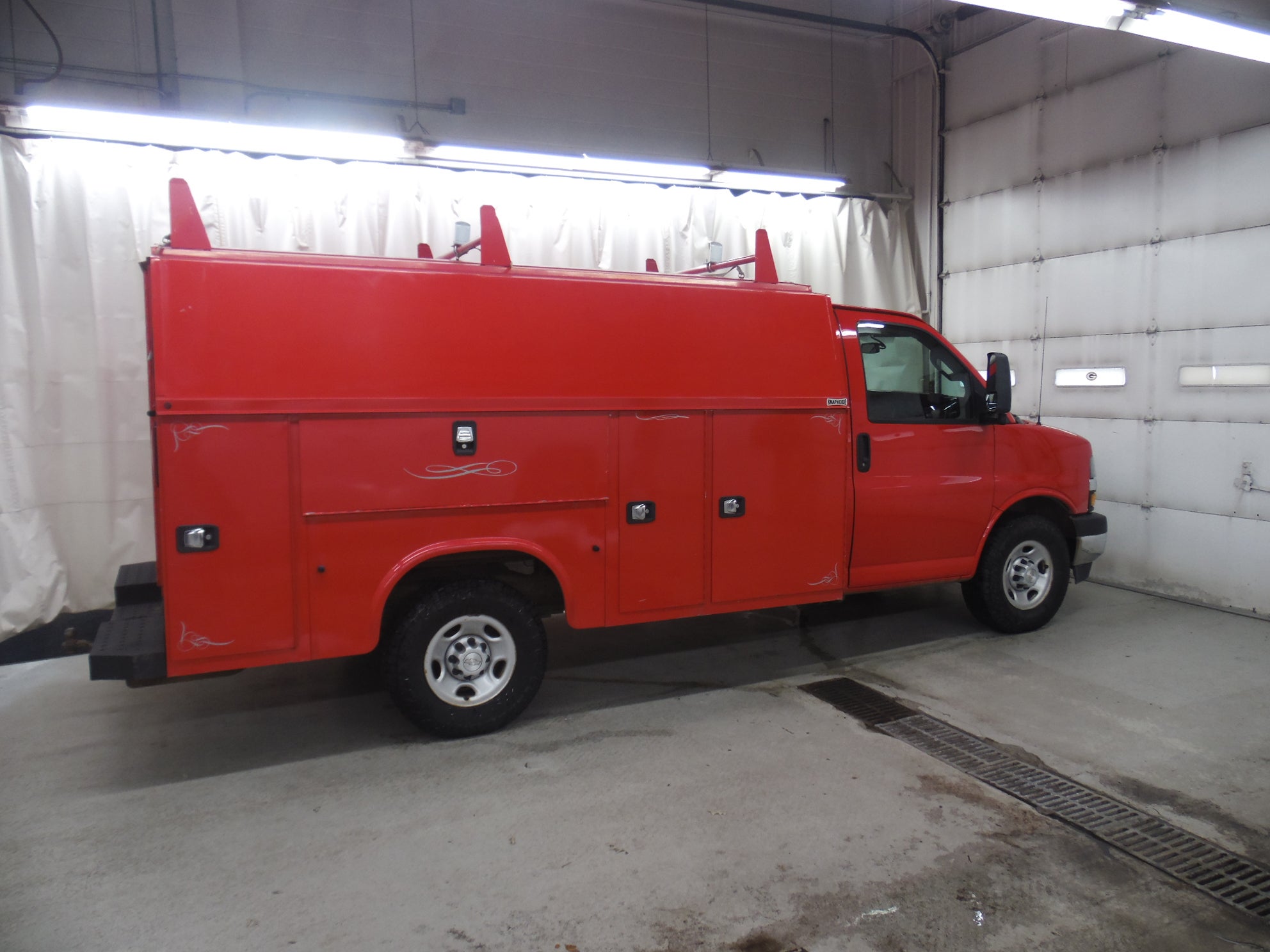 2018 Chevrolet Express Cutaway 3500 NA