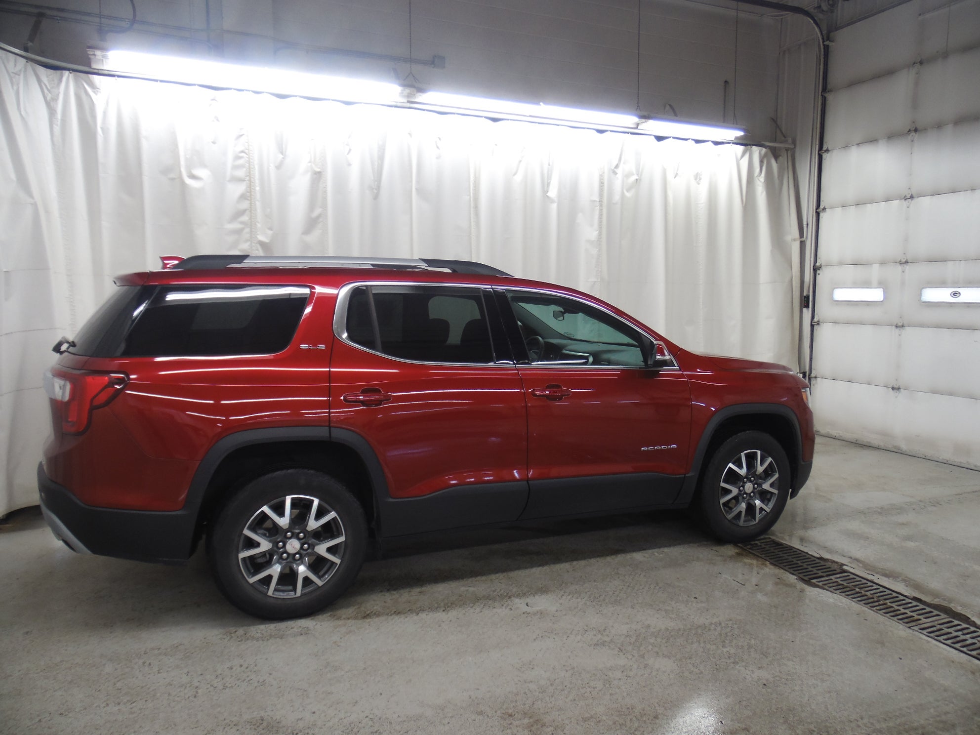 2023 GMC Acadia SLE