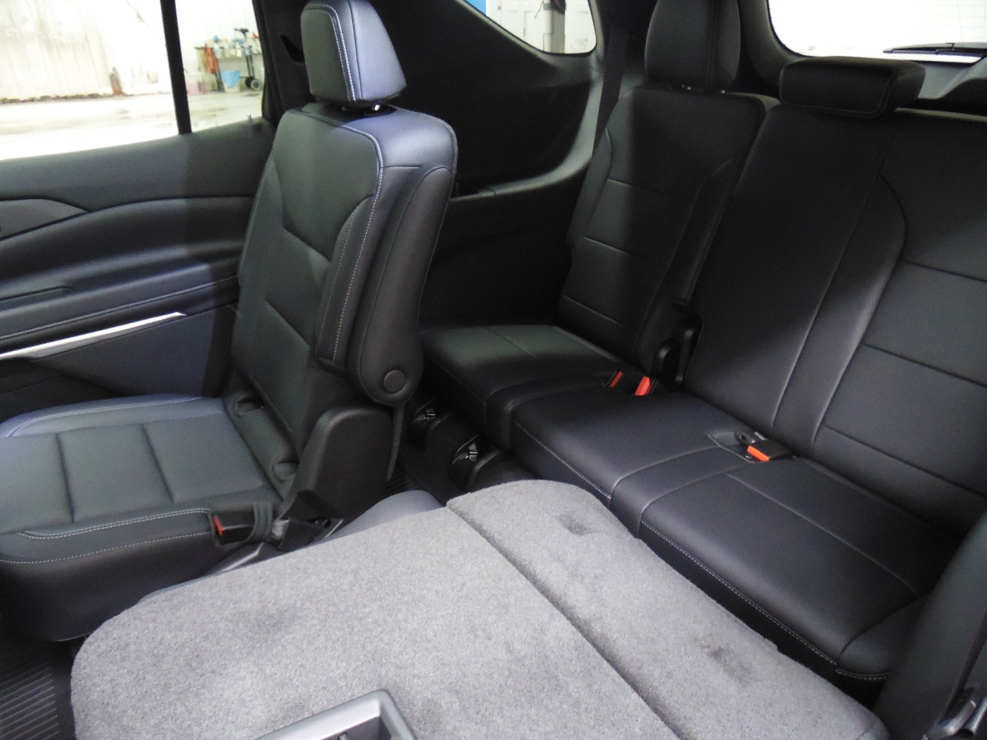 2027 Chevrolet Traverse LT - Photo 14