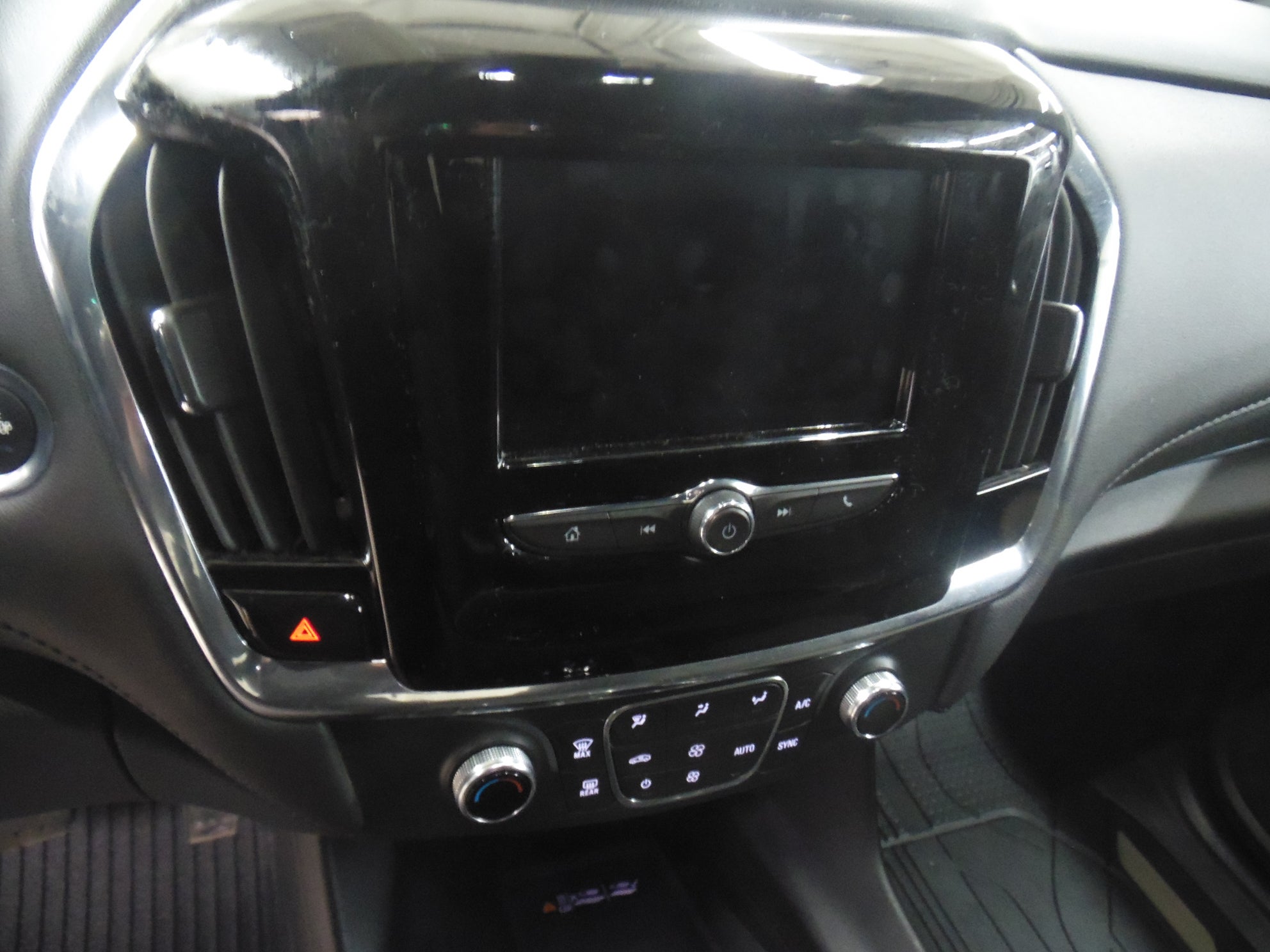 2023 Chevrolet Traverse 2FL