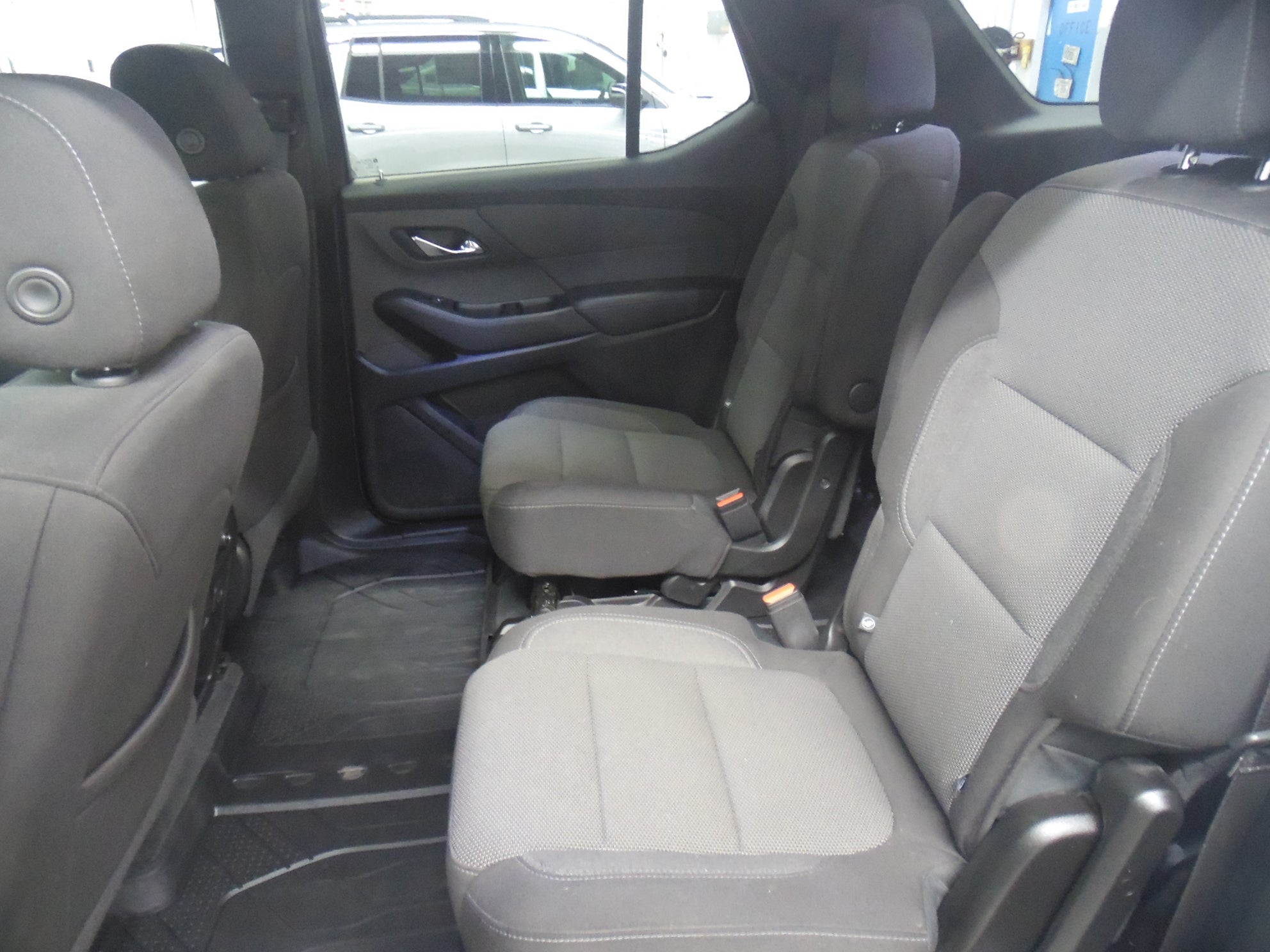 2023 Chevrolet Traverse 2FL