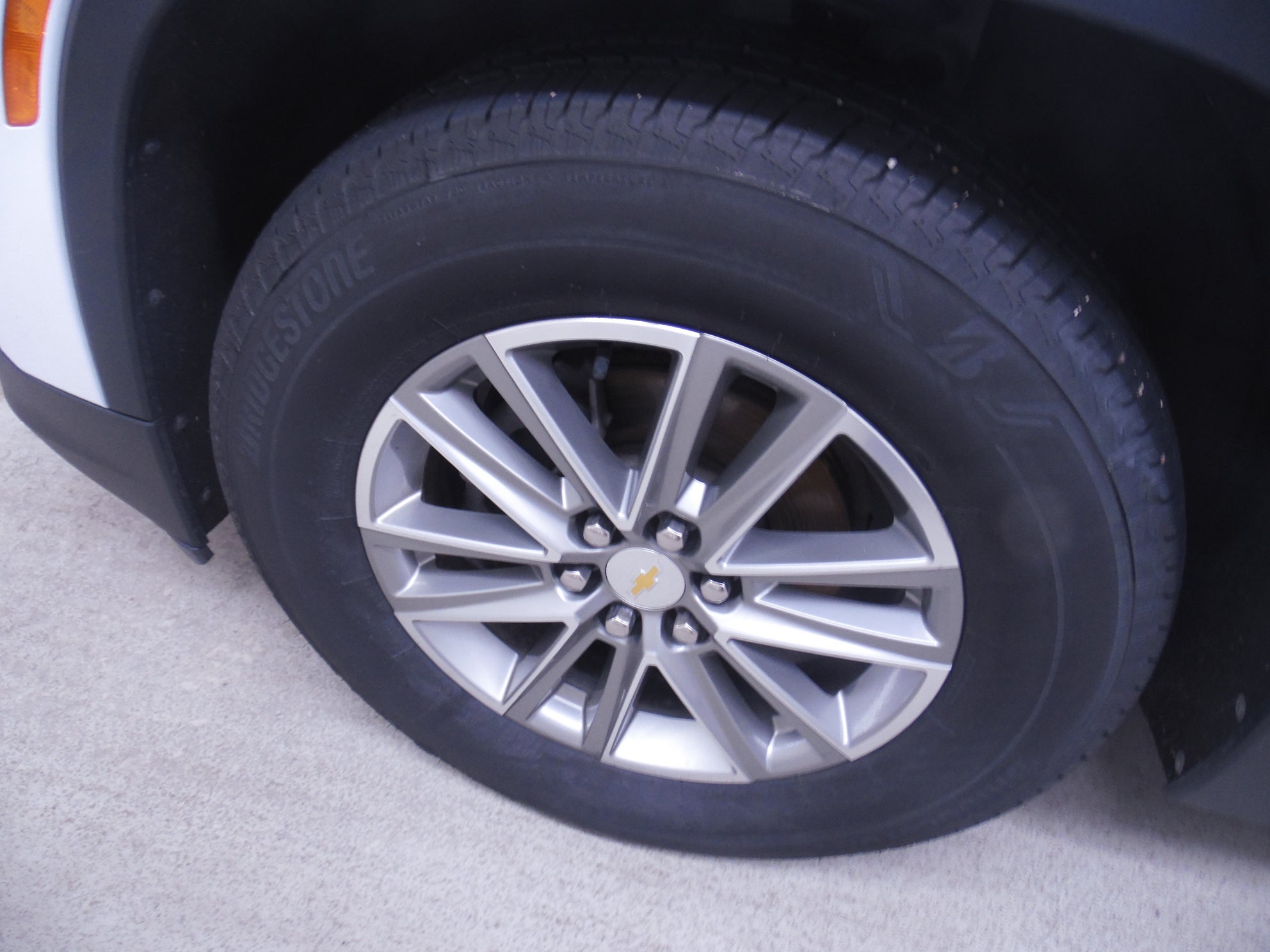 2023 Chevrolet Traverse 2FL