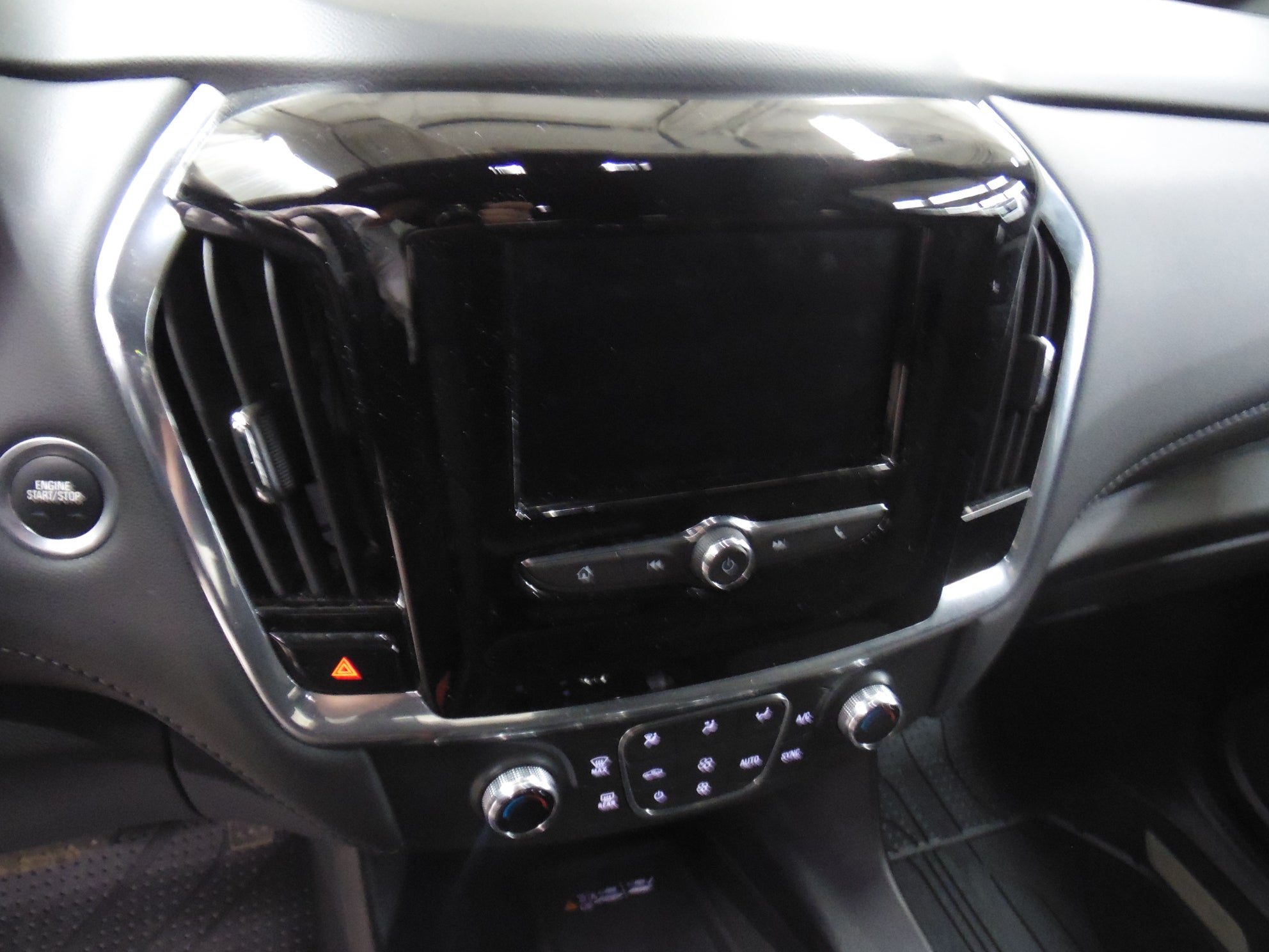 2023 Chevrolet Traverse 2FL
