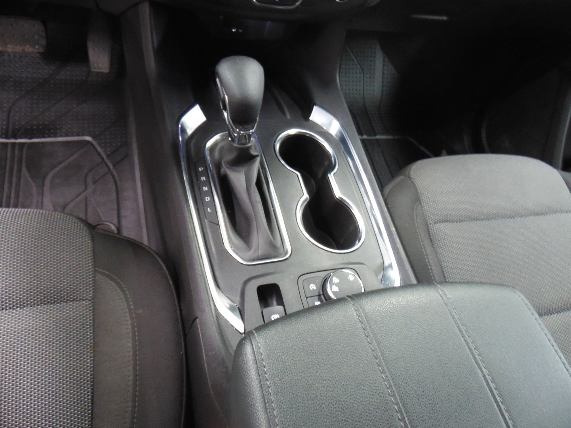 2023 Chevrolet Traverse 2FL