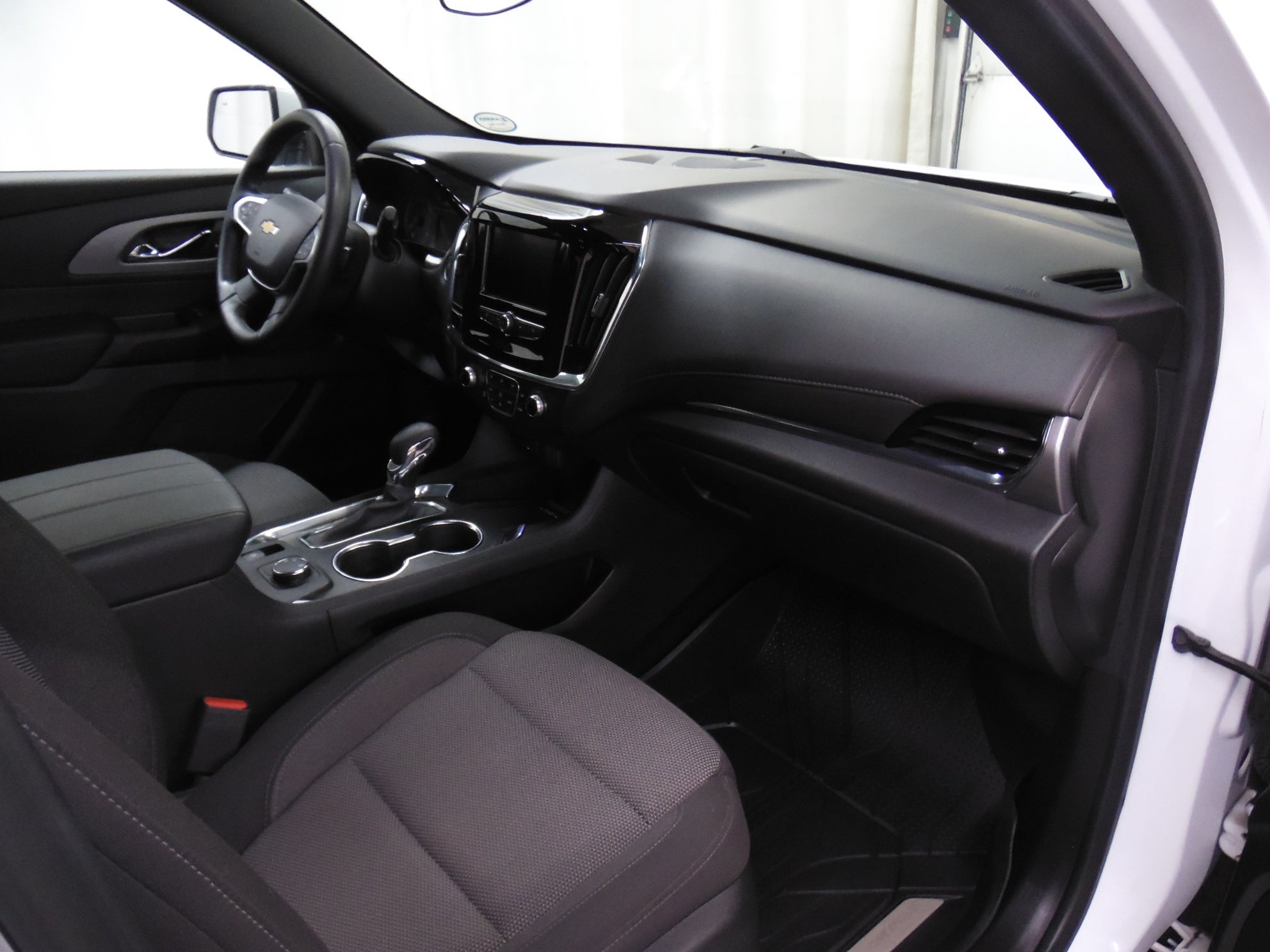 2023 Chevrolet Traverse 2FL