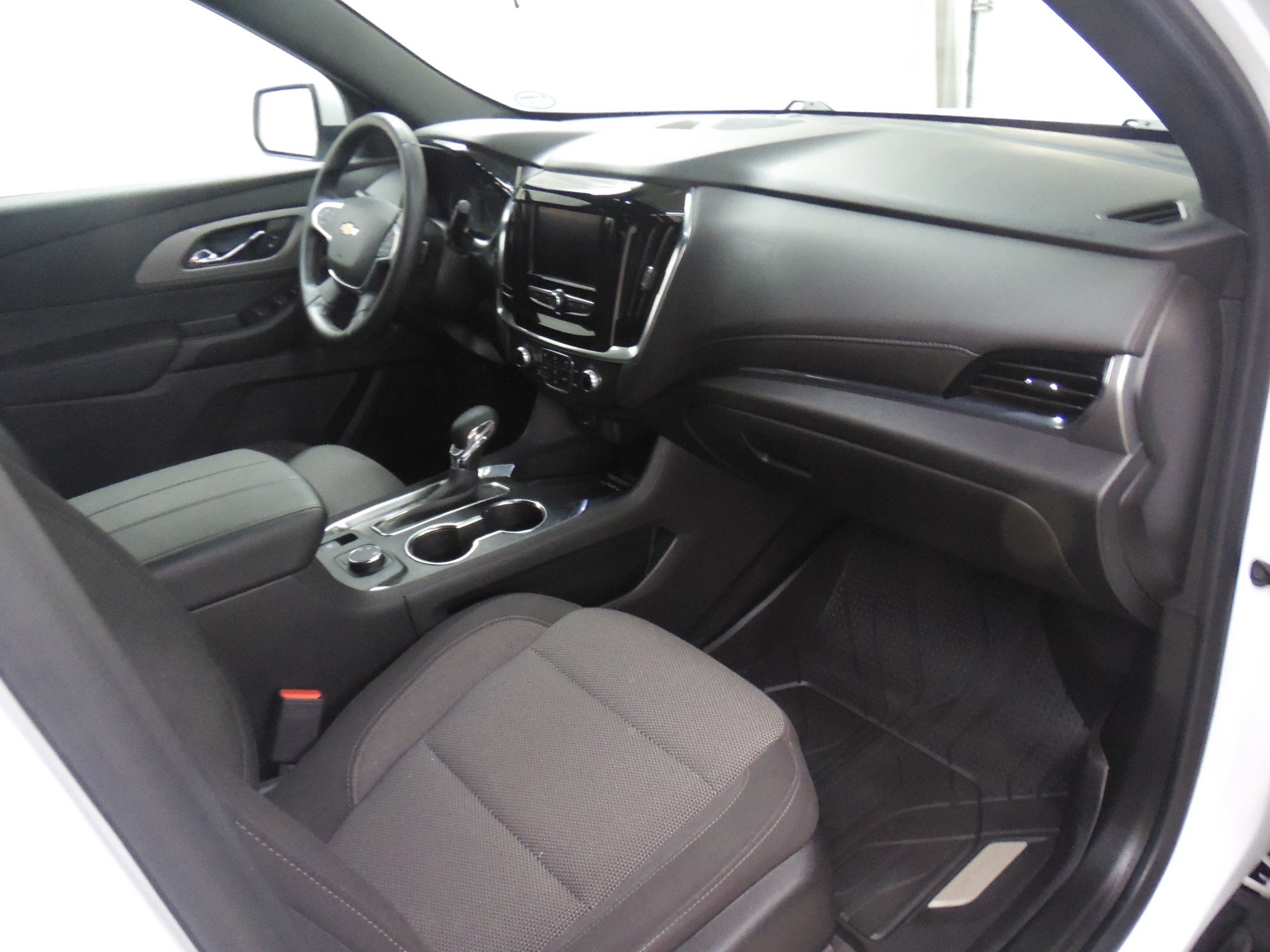 2023 Chevrolet Traverse 2FL