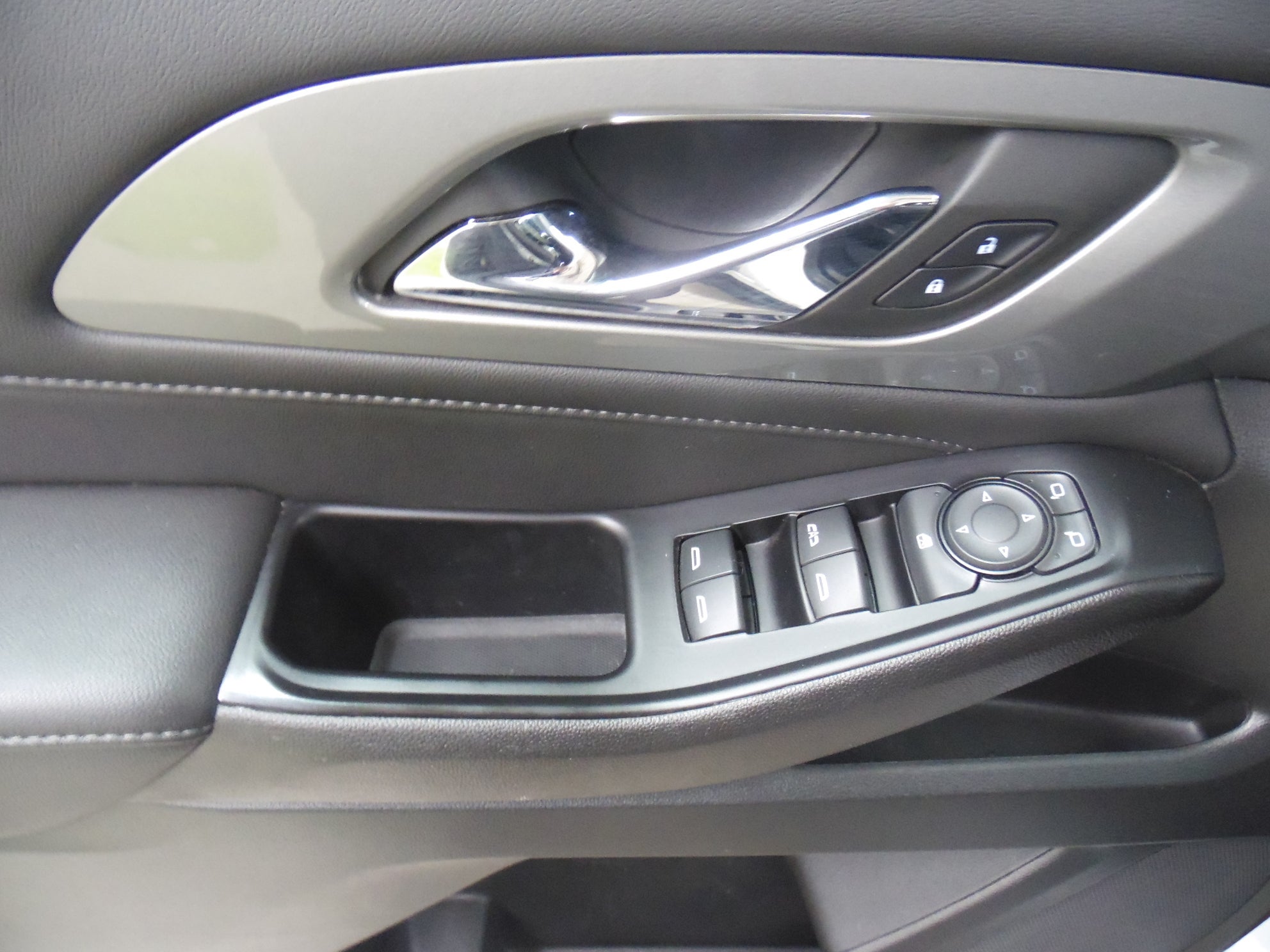 2023 Chevrolet Traverse 2FL