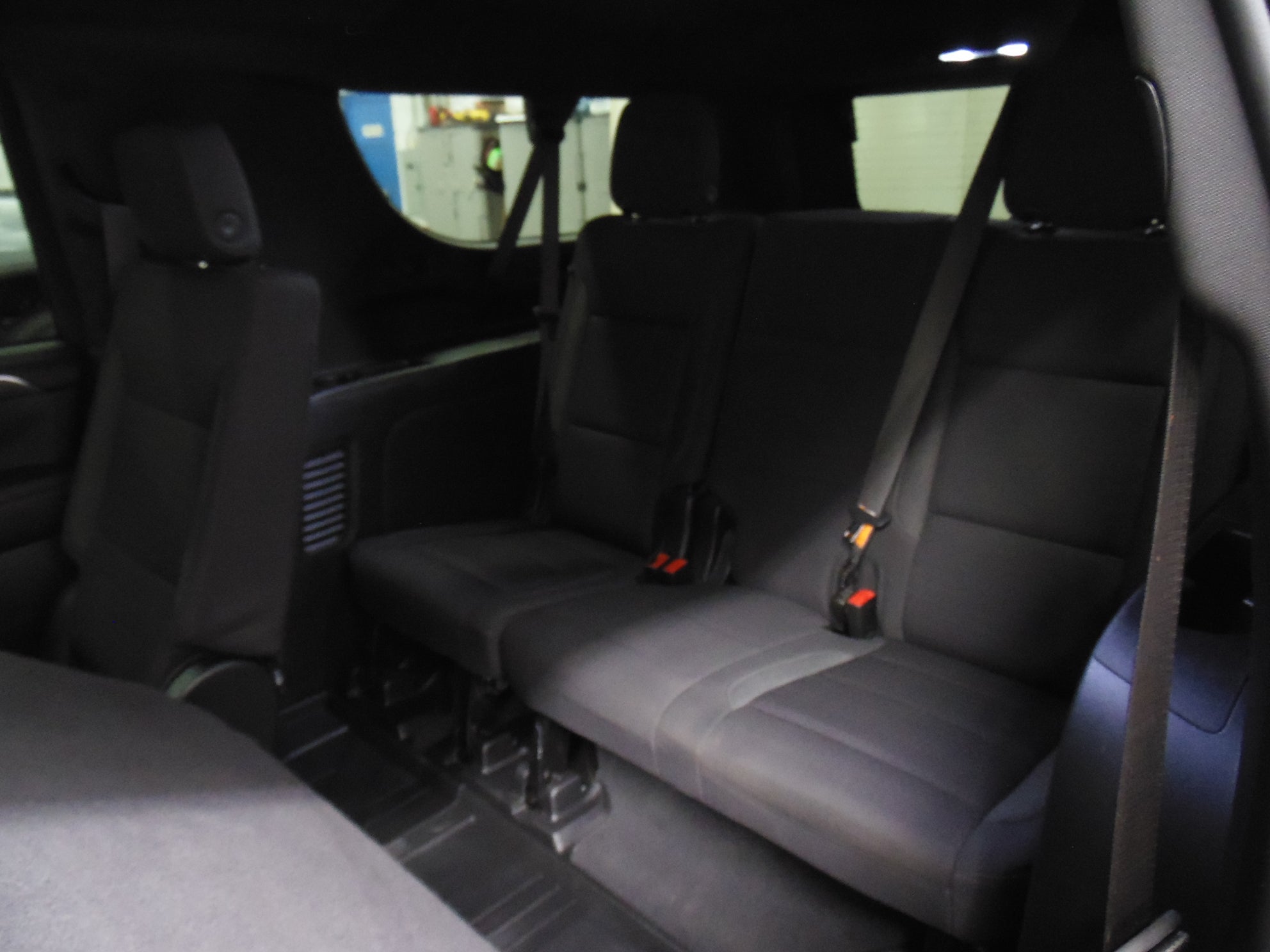 2024 Chevrolet Suburban LS