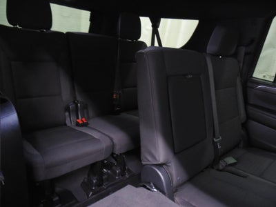 2024 Chevrolet Suburban LS