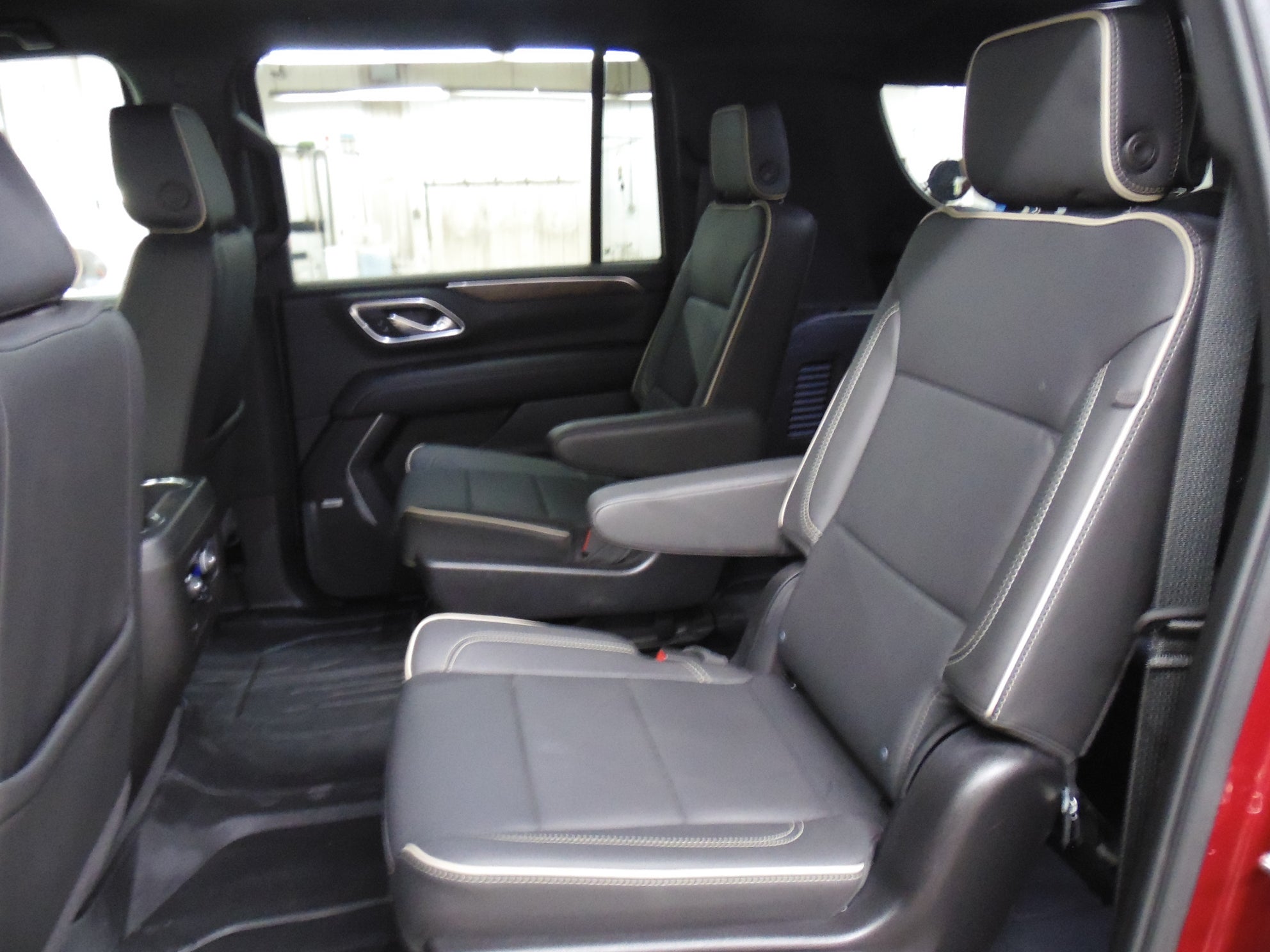2024 Chevrolet Suburban Premier