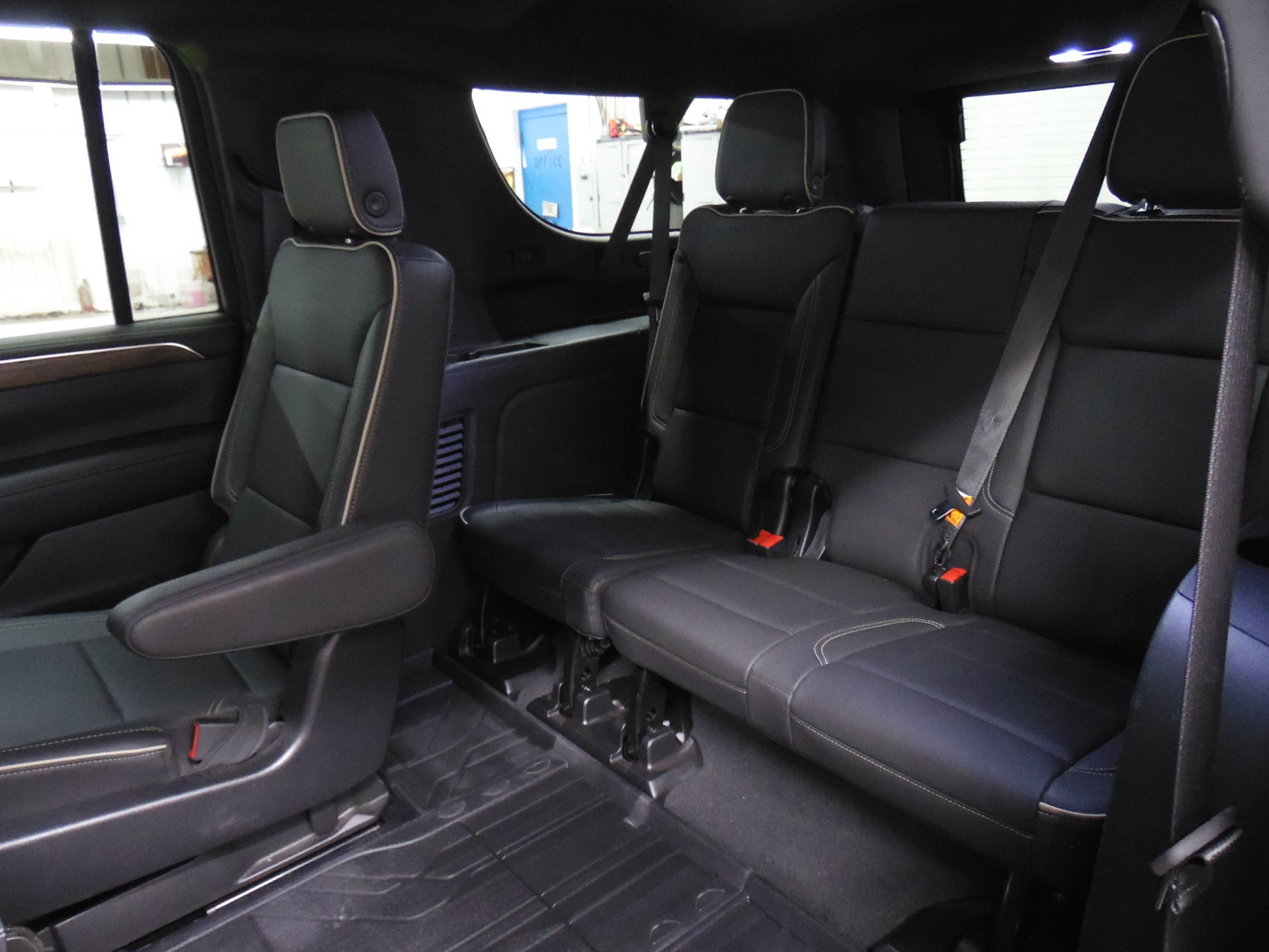 2024 Chevrolet Suburban Premier